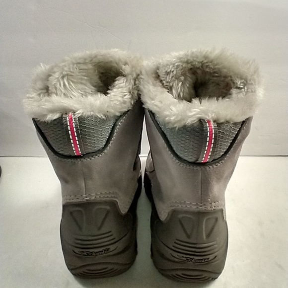 Columbia 100 Grams Waterproof Insulated Boots Girl's sz 3. - Picture 4 of 9